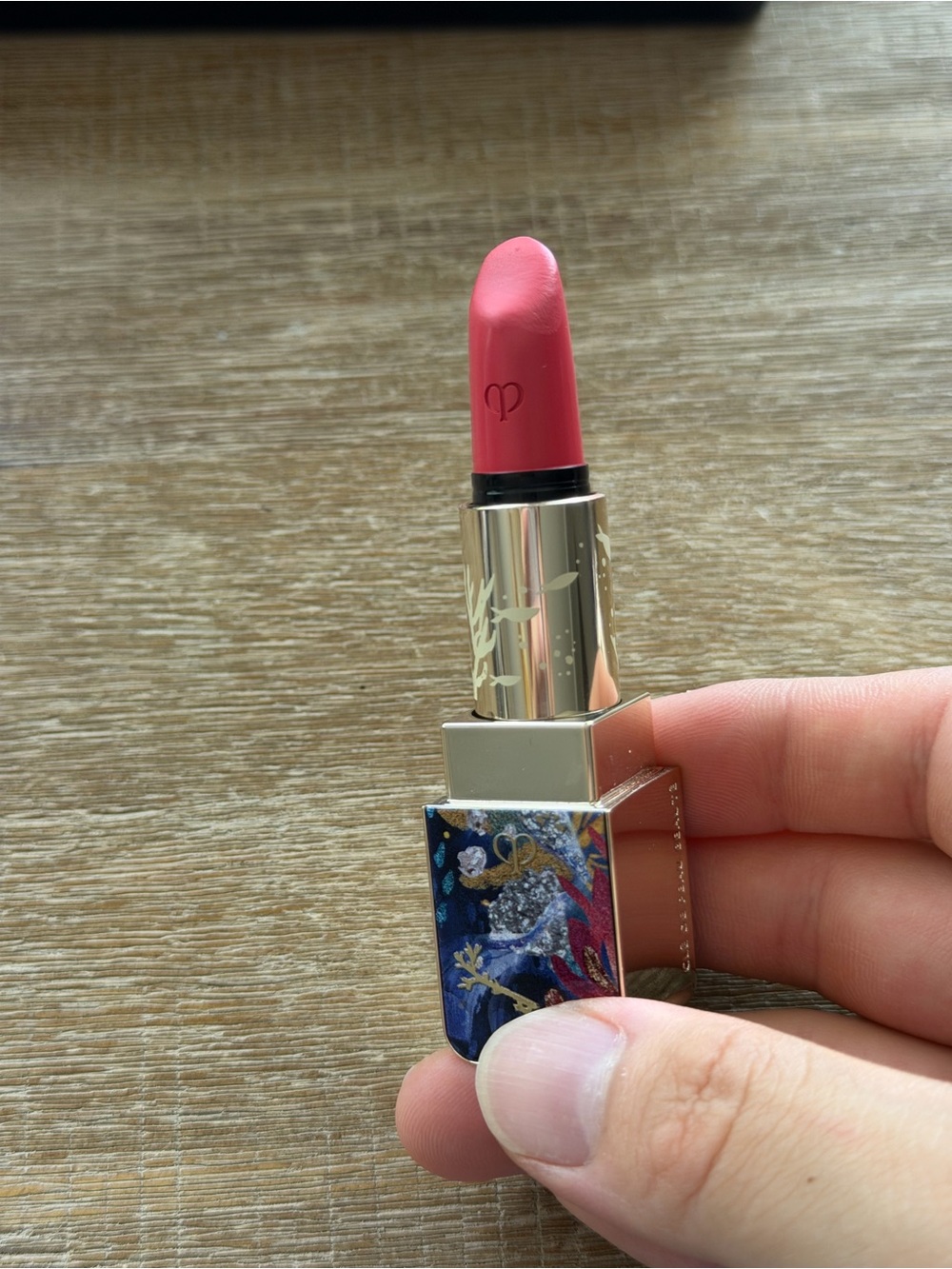 Cle De Peau Fearless in Coral